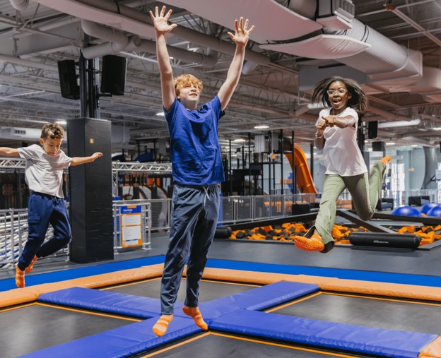 Teen Fieldtrip to Sky Zone Trampoline Park (ages 10-18 years) banner